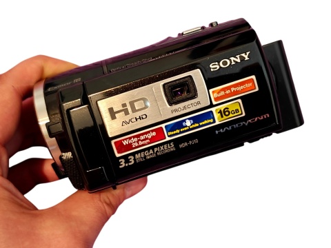 Sony HDR-PJ10E Handycam Full HD z Projektorem | Kamera HD 2011 Kompaktowa kamera Full HD z wbudowanym projektorem