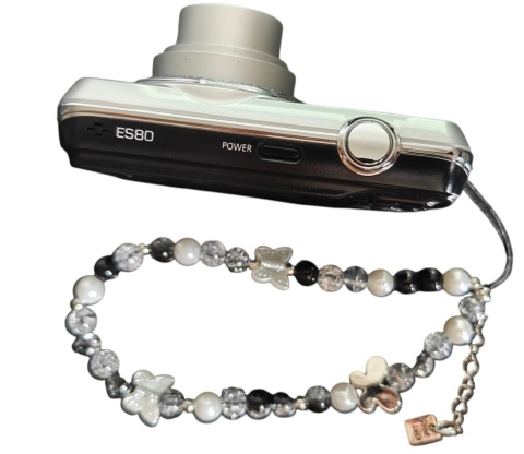 Samsung ES80 – aparat cyfrowy srebrny DigiCam