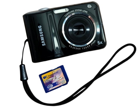 Samsung ES28 – kompaktowy aparat cyfrowy 12.2 MP z 5x zoomem optycznym