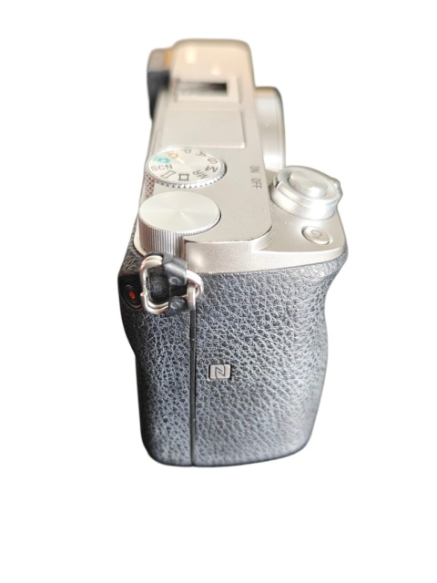 Aparat bezlusterkowy Sony Alpha A6000 | Komplet | 24,3 MP | NFC | Wi-Fi | Full HD